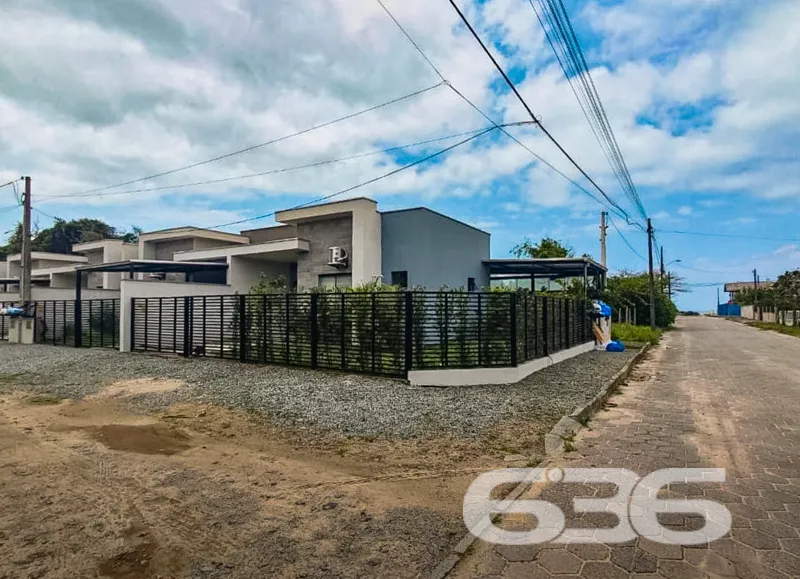 Sobrado à venda no bairro Ervino, São Francisco do
