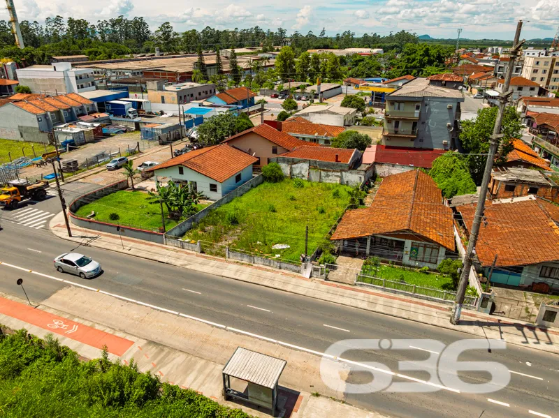 Terreno à venda no bairro Boa Vista, Joinville | 3