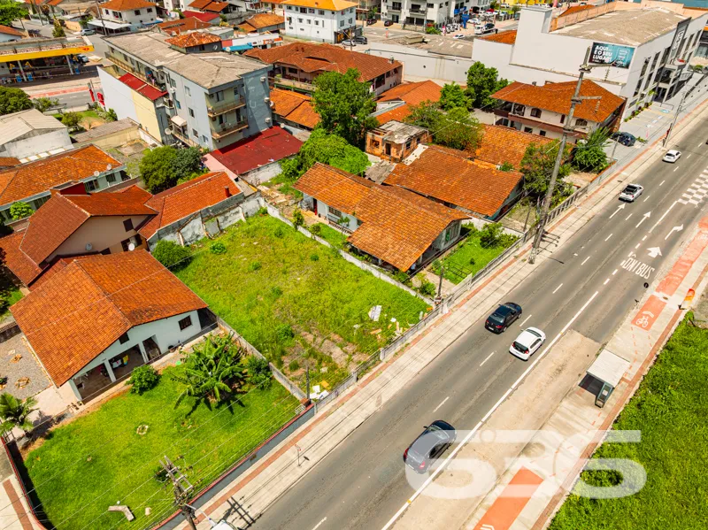 Terreno à venda no bairro Boa Vista, Joinville | 3