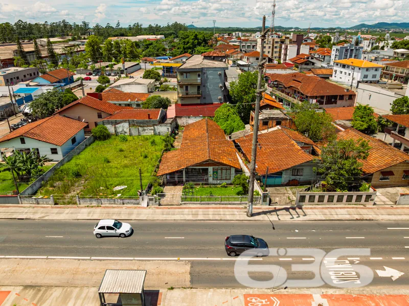 Terreno à venda no bairro Boa Vista, Joinville | 3