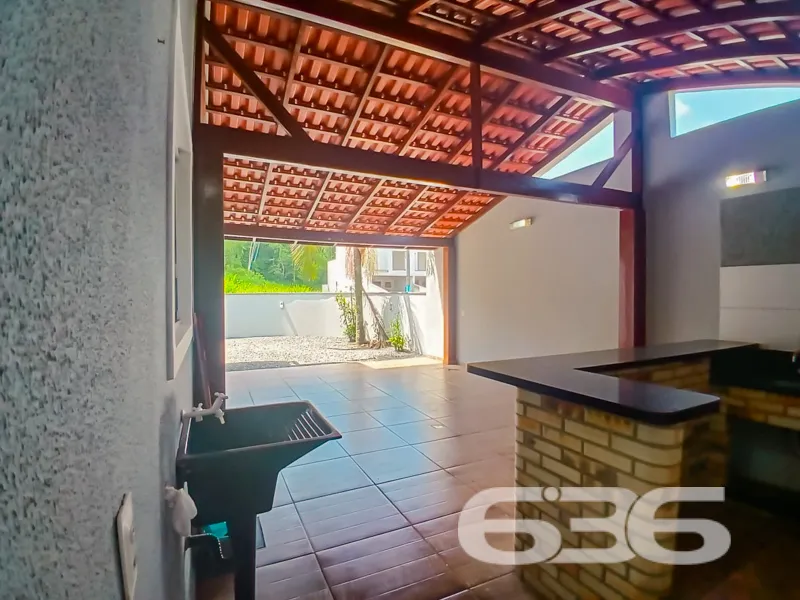 Sobrado à venda no bairro Nova Brasília, Joinville