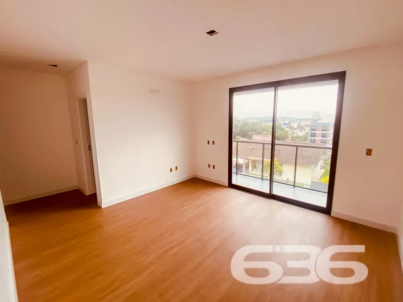 Casa à venda no bairro Costa e Silva, Joinville | 