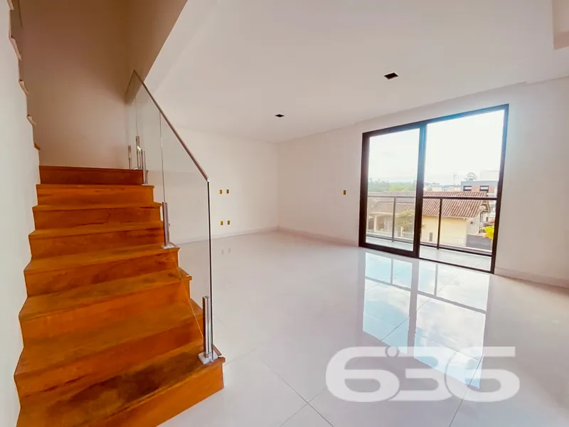 Casa à venda no bairro Costa e Silva, Joinville | 