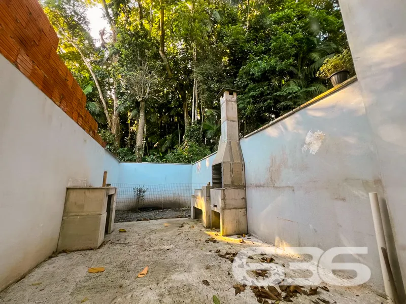 Sobrado à venda no bairro João Costa, Joinville | 