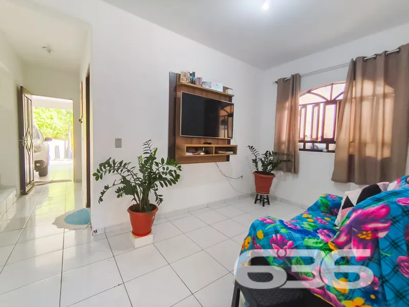 Casa à venda no bairro Itaum, Joinville | 439m² de