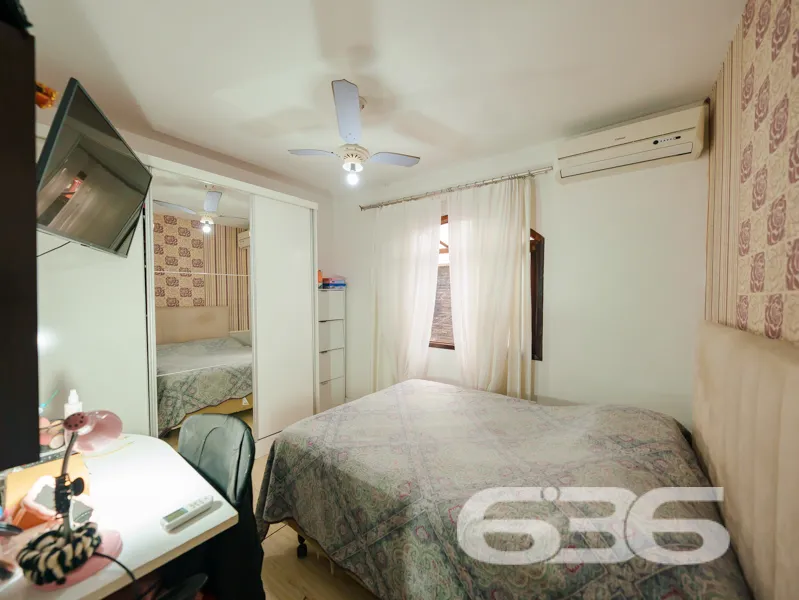 Casa à venda no bairro Bom Retiro, Joinville | 3 q