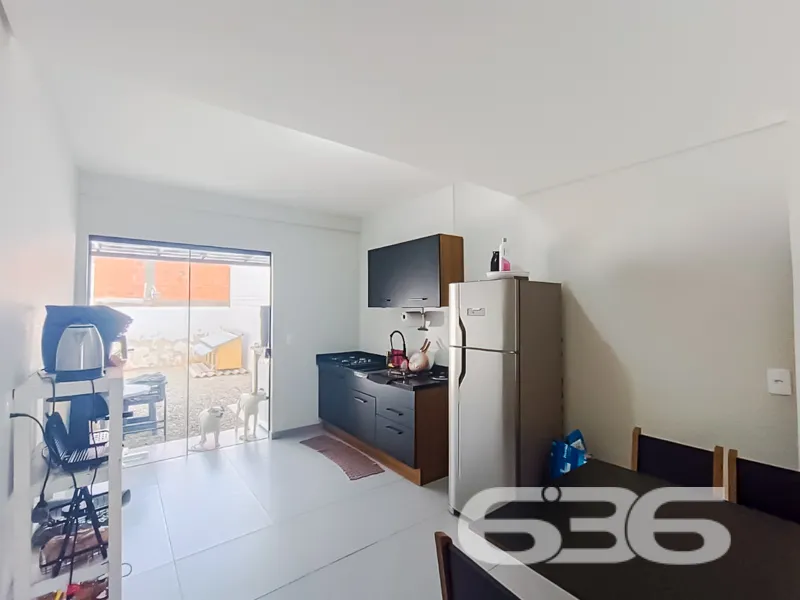 Sobrado à venda no bairro João Costa, Joinville |