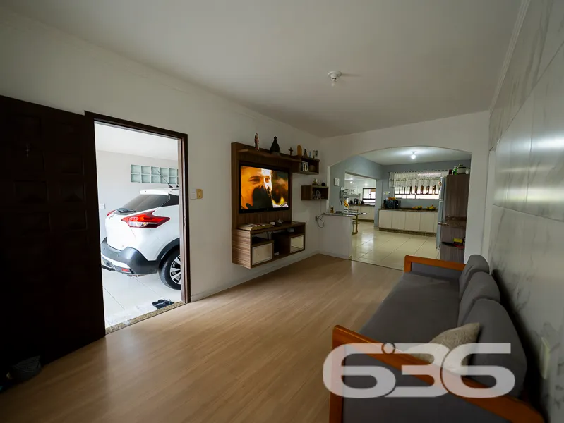 Casa à venda no Jarivatuba, Joinville | 3 quartos,