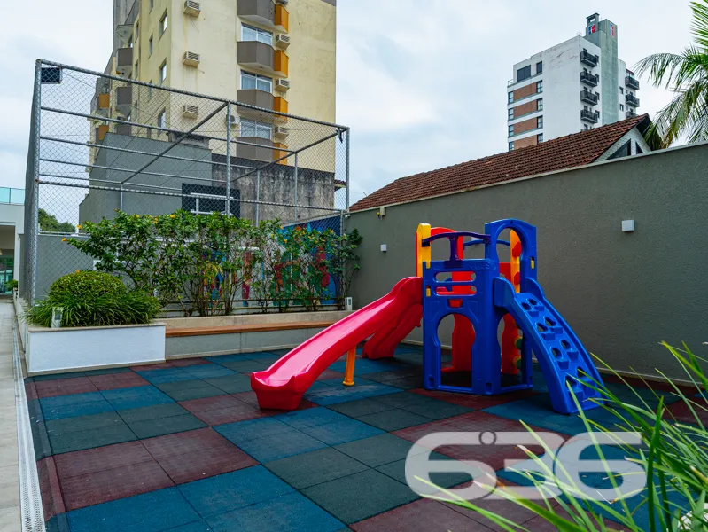 APARTAMENTO DE LUXO EM FRENTE AO 62º BATALHÃO DE I