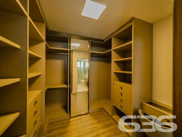 COBERTURA DUPLEX DE ALTO PADRÃO COM 4 SUÍTES NO BA