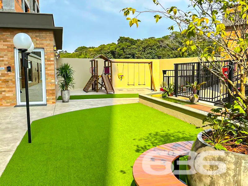 LINDO APARTAMENTO COM SUÍTE + 2 QUARTOS NO BAIRRO 