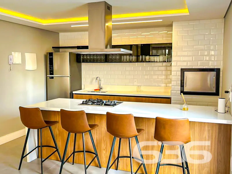 LINDO APARTAMENTO COM SUÍTE + 2 QUARTOS NO BAIRRO 