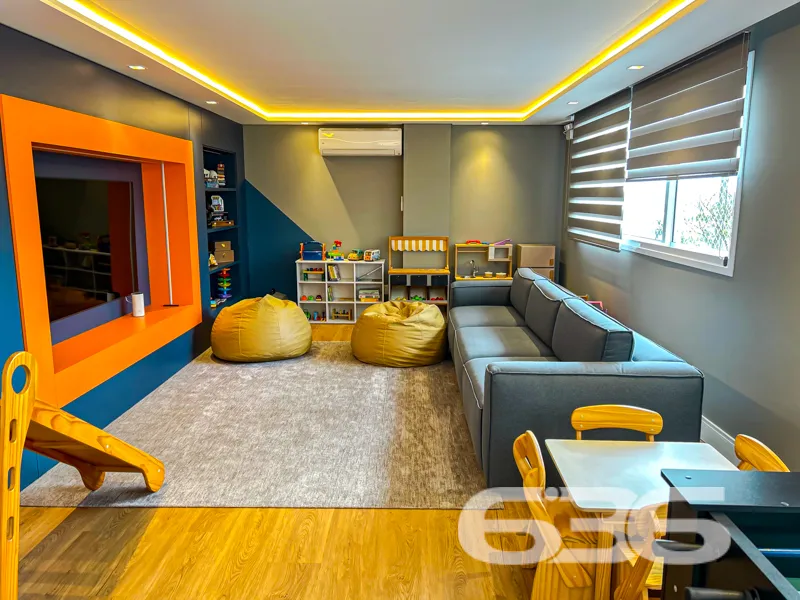 LINDO APARTAMENTO COM SUÍTE + 2 QUARTOS NO BAIRRO 