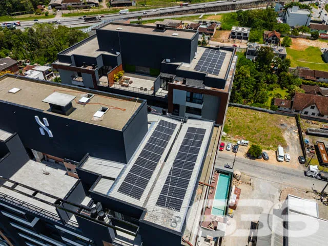 Descubra o Excepcional: Cobertura Plana no Coração