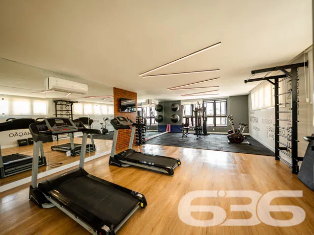 Descubra o Excepcional: Cobertura Plana no Coração