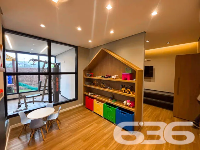 Apartamento à venda no Bom Retiro, Joinville, com 