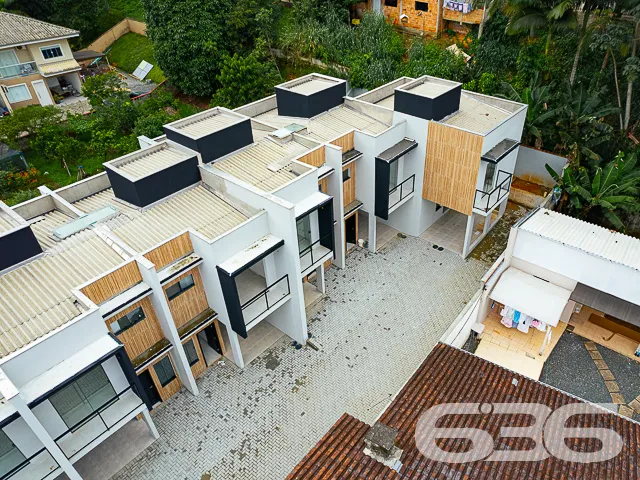 VENDE-SE SOBRADO EM CONDOMÍNIO FECHADO

Procurando