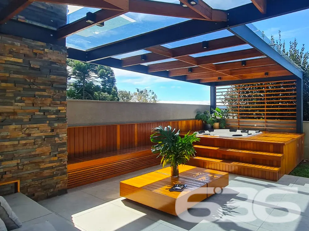 Descubra um mundo de elegância e conforto no coraç