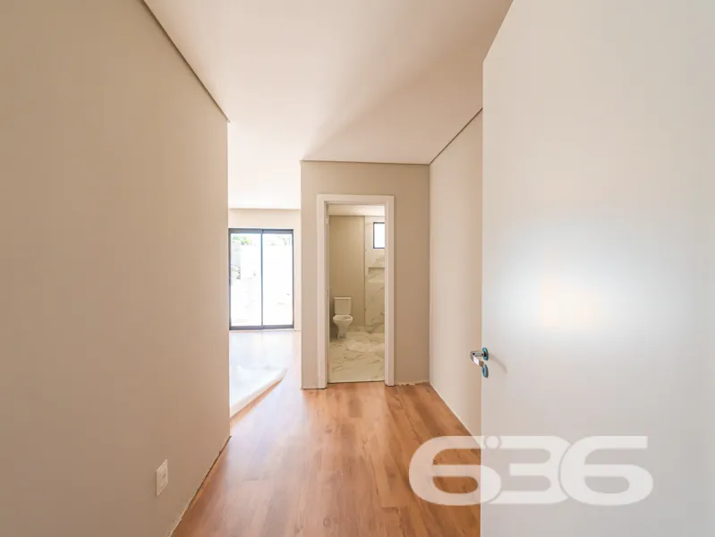 Apresentamos este sofisticado apartamento localiza