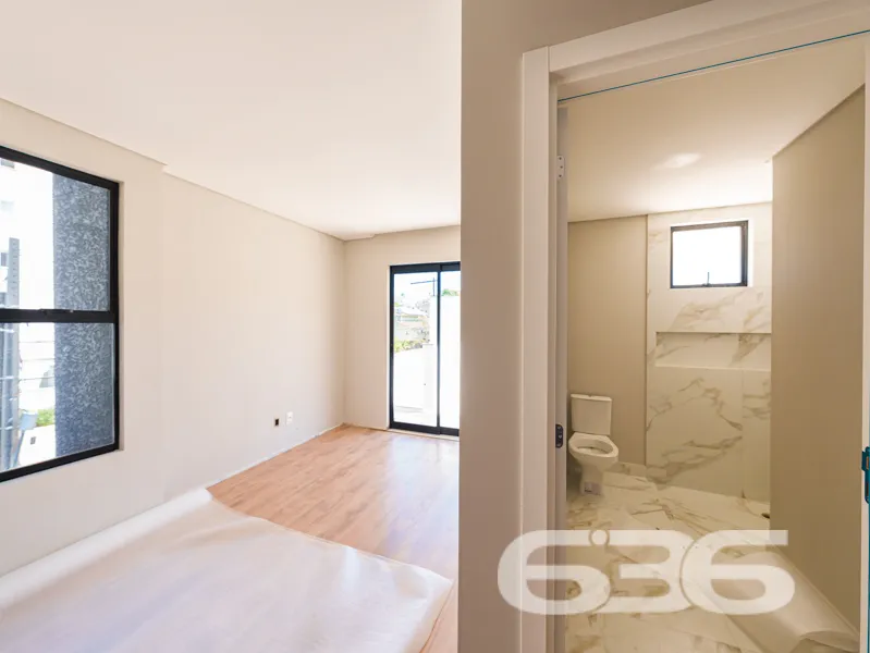 Apresentamos este sofisticado apartamento localiza