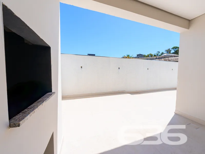 Apresentamos este sofisticado apartamento localiza