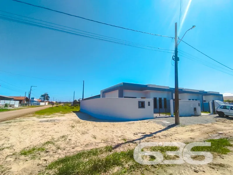 Geminado Térreo Novo – Pronto para Morar em Balneá