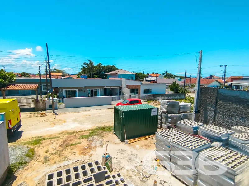 Sobrado à venda no bairro Centro, Balneário Barra 