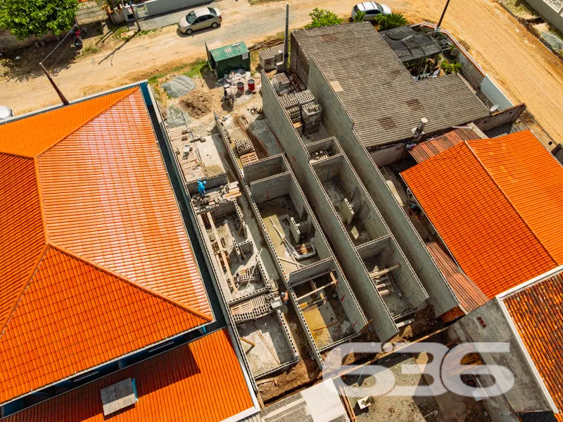Sobrado à venda no bairro Centro, Balneário Barra 