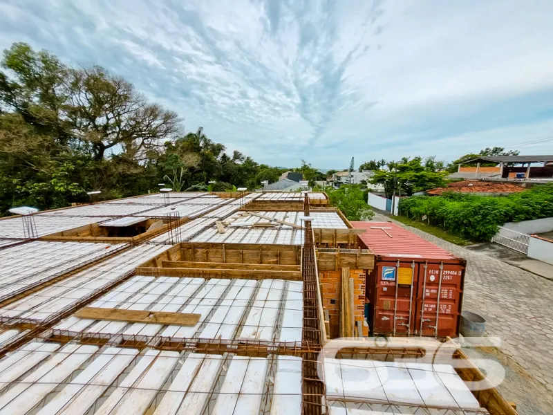 Sobrado à venda no bairro Ubatuba, São Francisco d