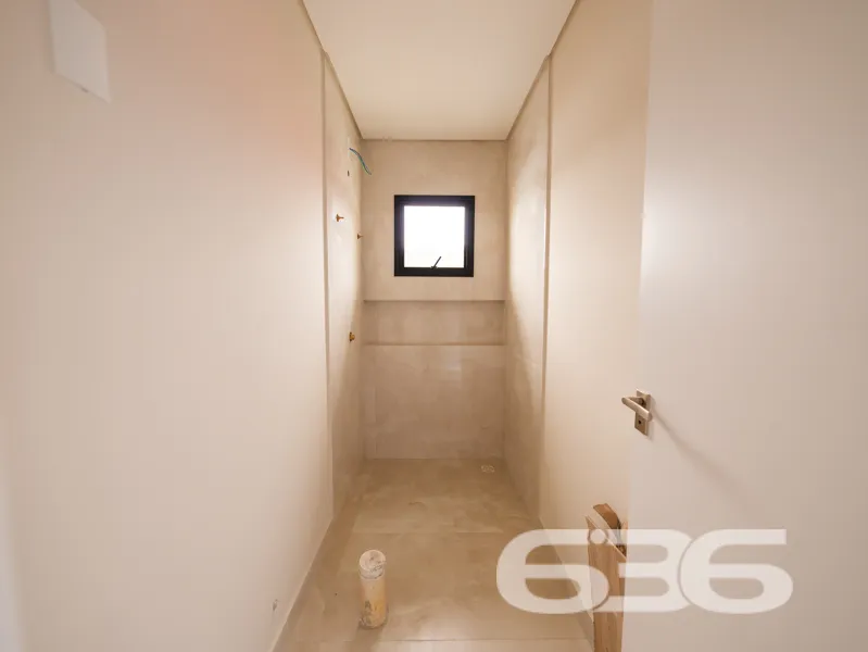 Sobrado à venda no Glória, Joinville. Essa encanta