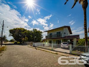 Residência - Ubatuba - São Francisco do Sul