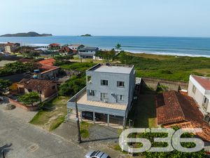 Residência - Salinas - Balneário Barra do Sul