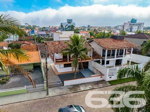 Residência - Ubatuba - São Francisco do Sul