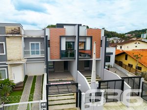 Residência - Saguaçu - Joinville