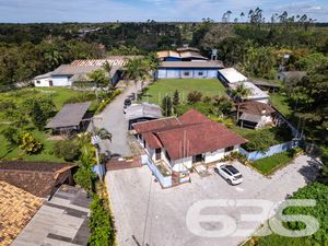 Comercial - Centro - Araquari