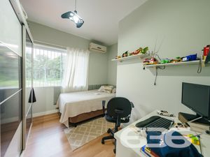 Residência - Espinheiros - Joinville