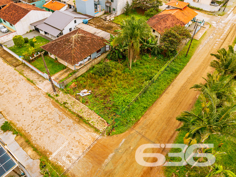 Terreno à venda no Salinas, Balneário Barra do Sul
