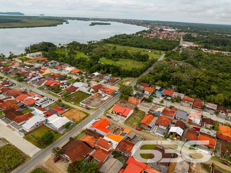 Terreno - Pinheiros - Balneário Barra do Sul