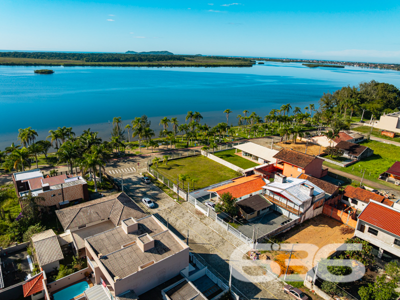Terreno - Pinheiros - Balneário Barra do Sul