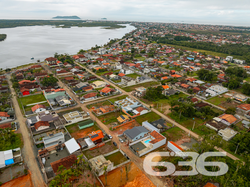 Residência - Costeira - Balneário Barra do Sul