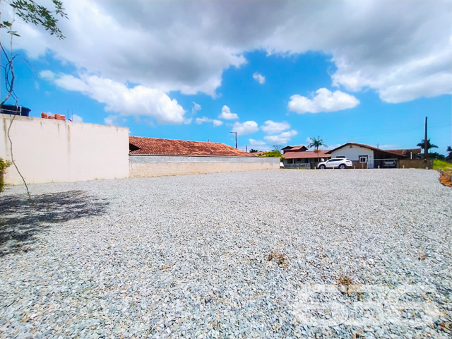 Terreno à venda no bairro Costeira, Balneário Barr