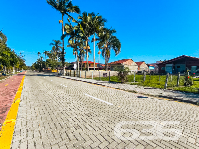 Terreno à venda no Pinheiros, Balneário Barra do S
