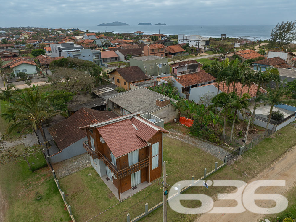 Foto de Sobrado Balneário Barra do Sul Salinas 03018707