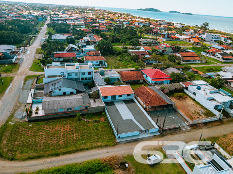 Casa à venda no bairro Salinas, Balneário Barra do