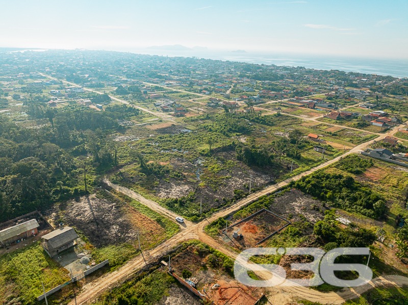 Terreno à venda no Salinas, Balneário Barra do Sul