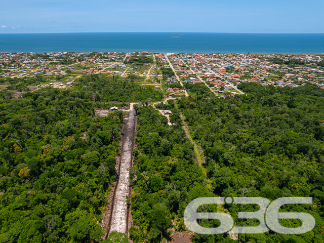 TERRENO NO BAIRRO SALINAS, EM BALNEÁRIO BARRA DO SUL.
Adquira seu imóvel na praia por um preço acessível. Temos diversas alternativas de financiamento com parcelas que cabem no seu orçamento!
Este é um excelente terreno, localizado a somente 1 km de distância da praia e a 5 km da lagoa Maria Fernanda, onde também usufrui da proximidade de mercados, panificadoras, lanchonetes, restaurantes e comércios em geral. O terreno detém 442m² de extensão, sendo 19m de frente.
Ficou interessado? O que você está esperando!? Entre já em contato conosco e agende sua visita para conhecer pessoalmente este imóvel! Você pode se apaixonar!
Consulte um de nossos corretores e saiba mais:
Telefone | 47 3448-3636
WhatsApp | 47 99190-0636
Imobiliária 636.