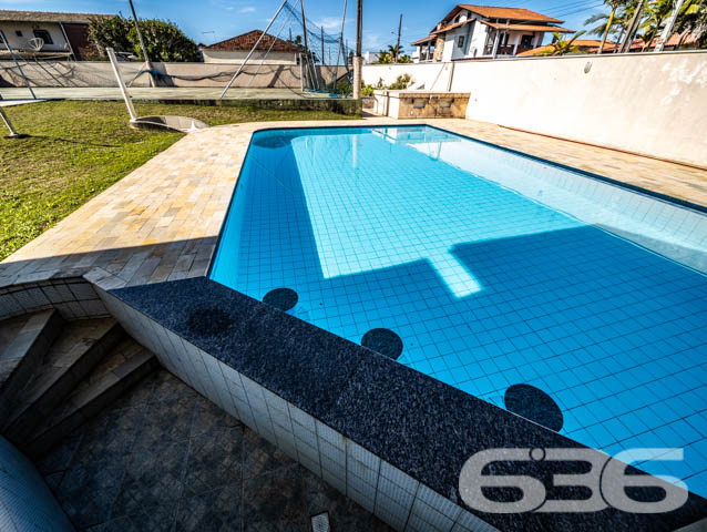 Sobrado à venda no Salinas, Balneário Barra do Sul