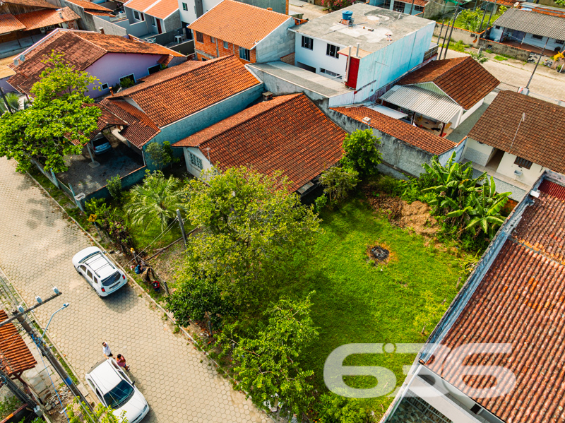 Residência - Costeira - Balneário Barra do Sul