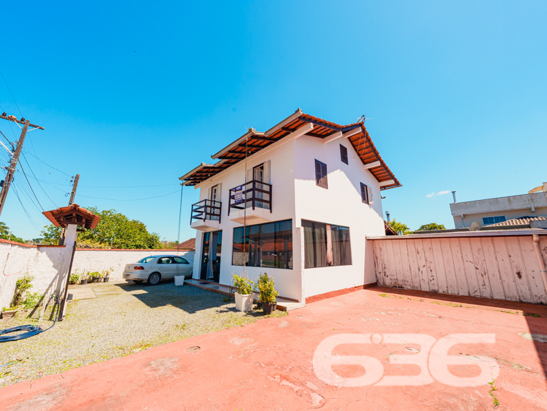 Sobrado à venda no Costeira, Balneário Barra do Su