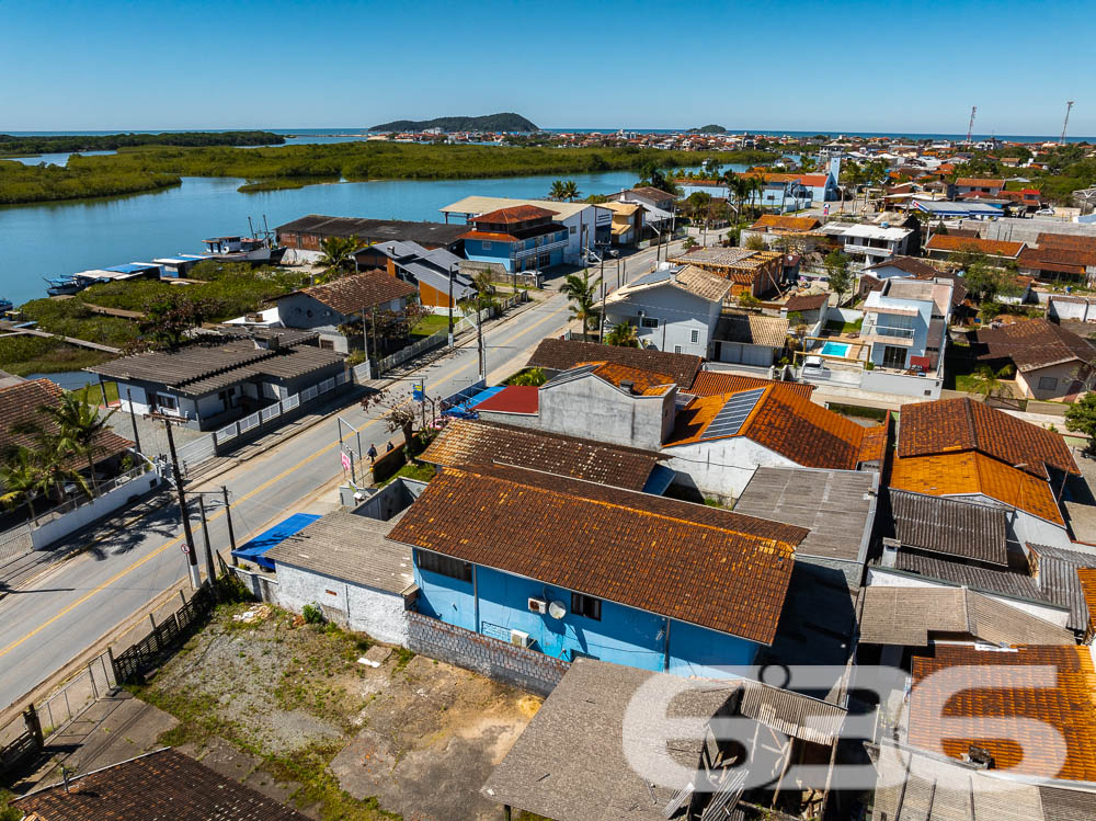 Foto de Casa Térrea Balneário Barra do Sul Costeira 03018702